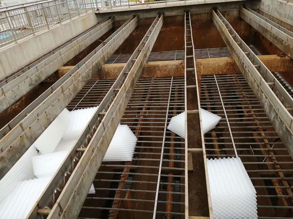 1528422065 1528422065